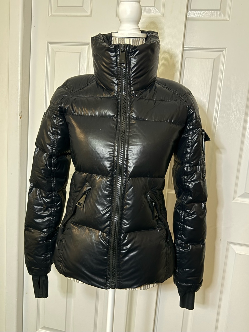 SAM. New York Black Glossy Goose Down Puffer Jacket XS Thumbhole Cuffs